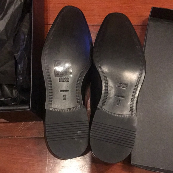 🔴SOLD🔴Hugo Boss Leather Shoes - Picture 3 of 13
